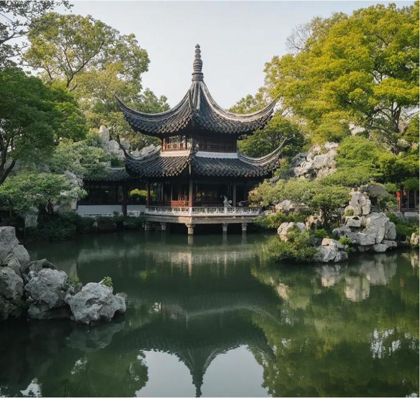 鞍山幼蓉土建有限公司